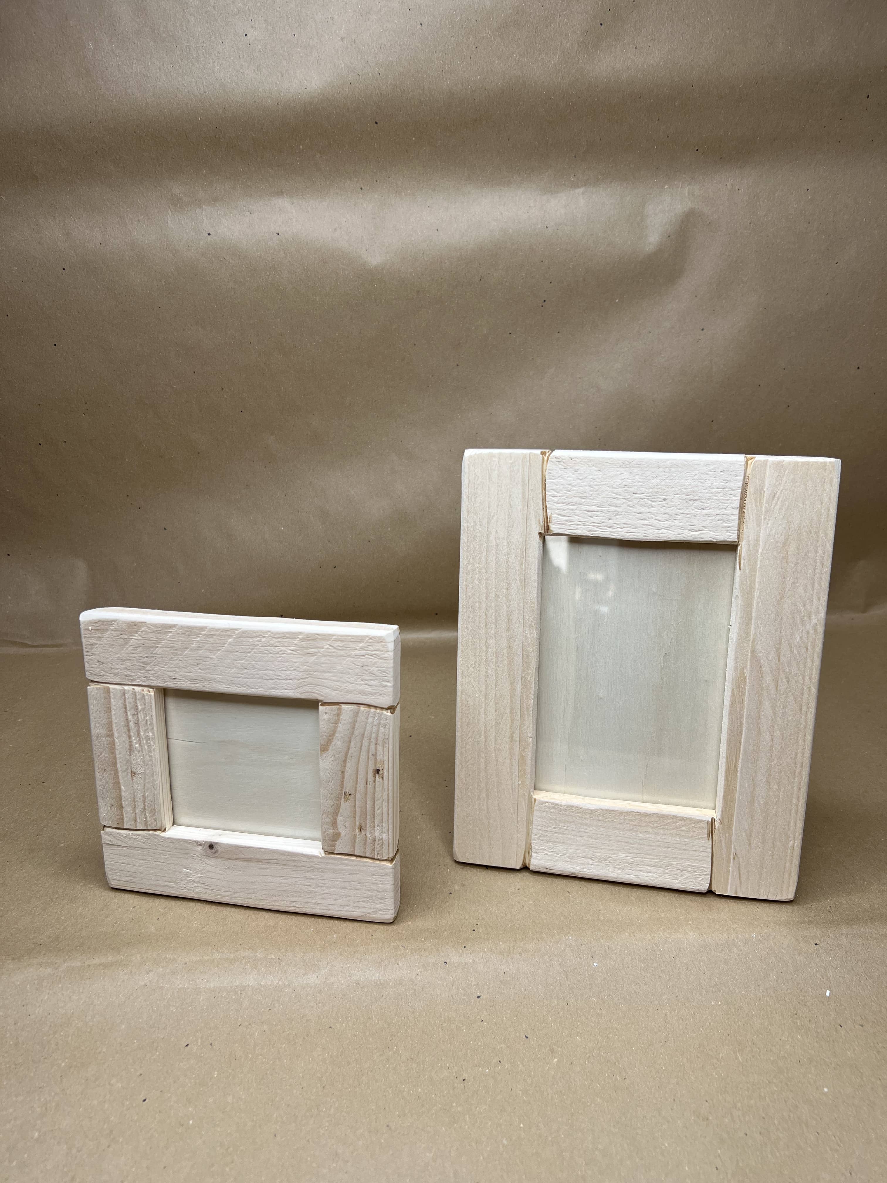 Cornice in legno per foto da 15x10cm e foto da 9x9 cm